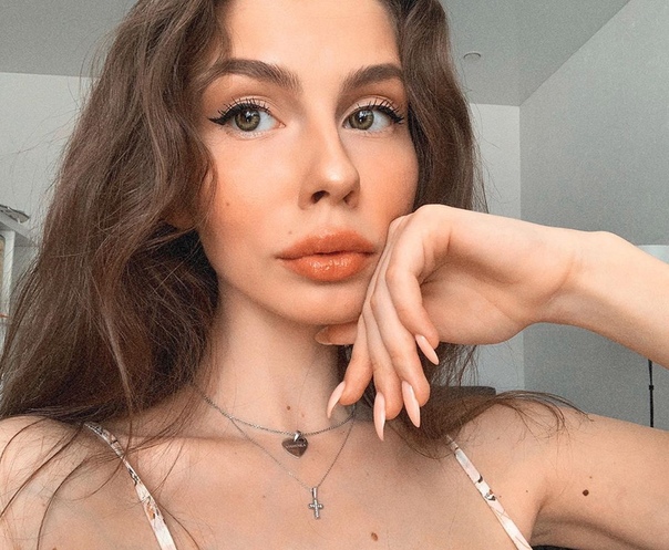 Аня вишенка фото инста
