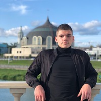 Саша Скул